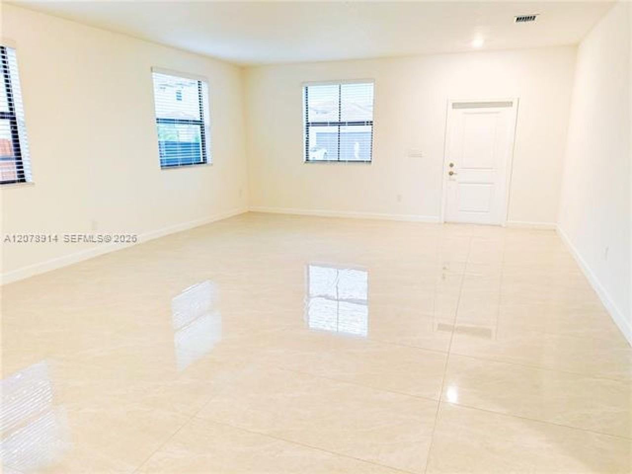 12949 Sw 229th St #12949 - Photo 5 of 24