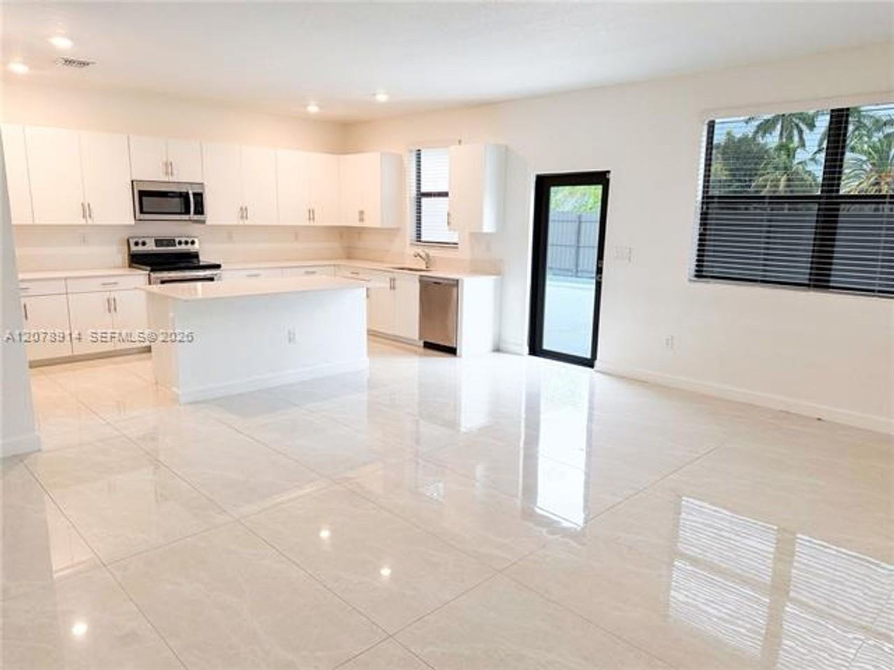 12949 Sw 229th St #12949 - Photo 6 of 24