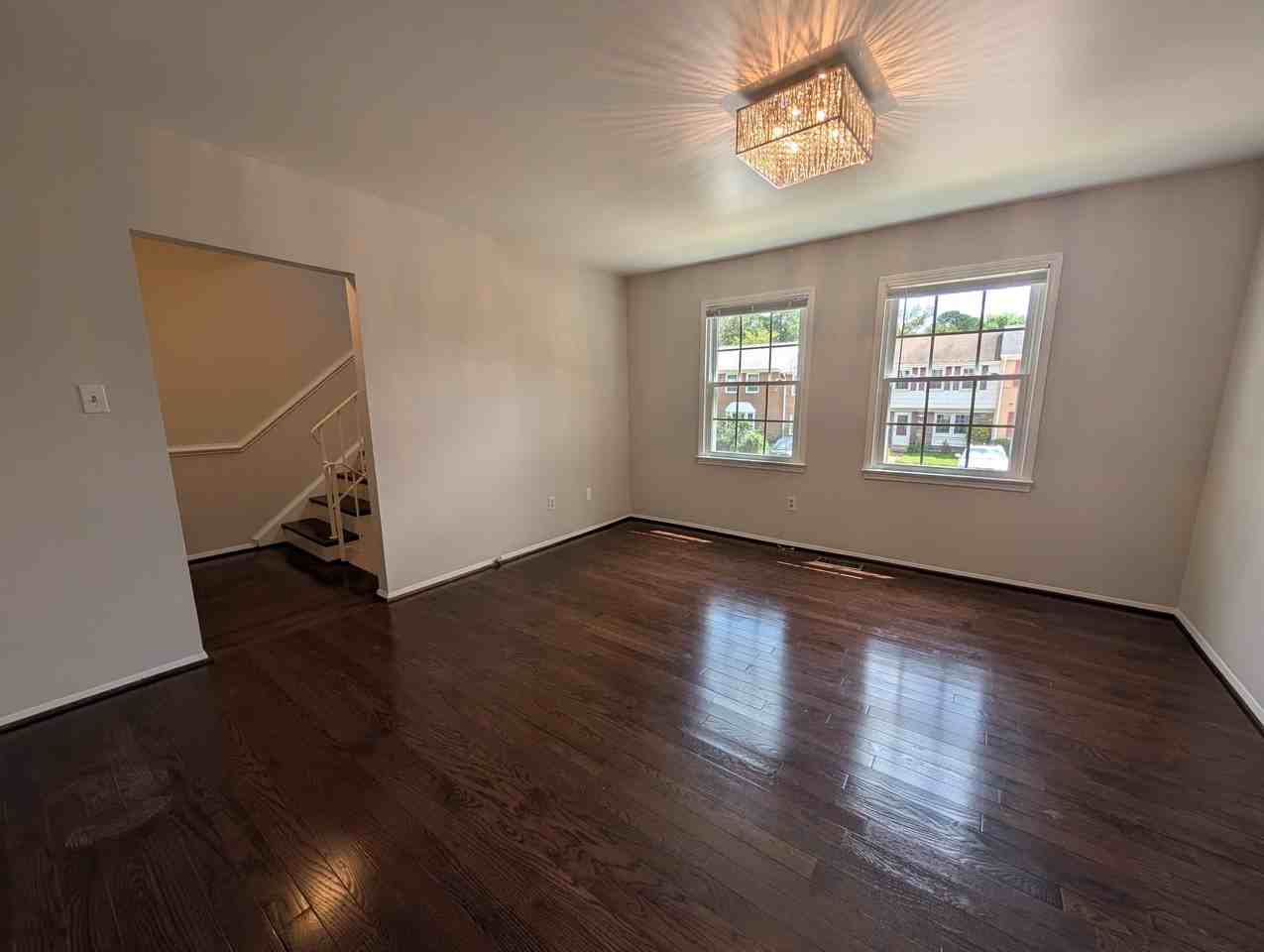 3335 Breckenridge Ct - Photo 3 of 23