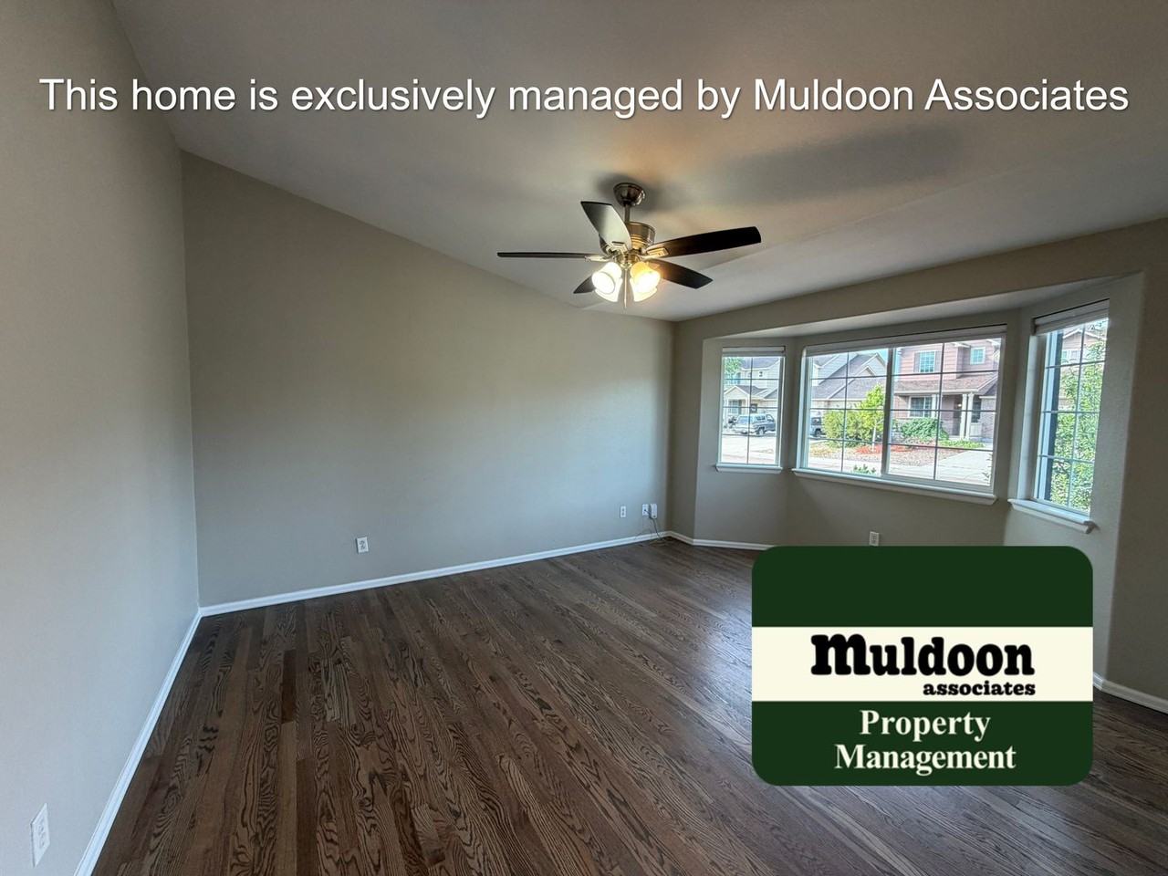 7851 Tennis Ln - Photo 3 of 32