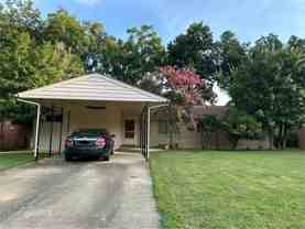 5162 Meadowcrest Cir - Photo 1 of 1