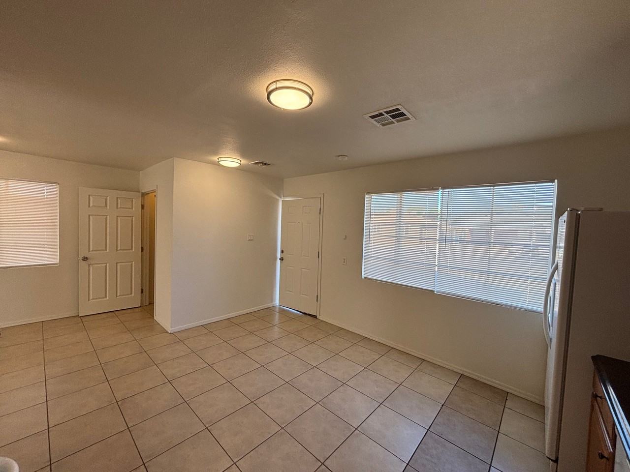 6719 N 33rd Dr - Photo 3 of 12
