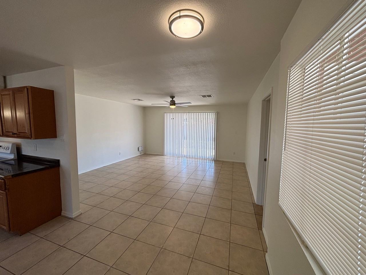 6719 N 33rd Dr - Photo 4 of 12