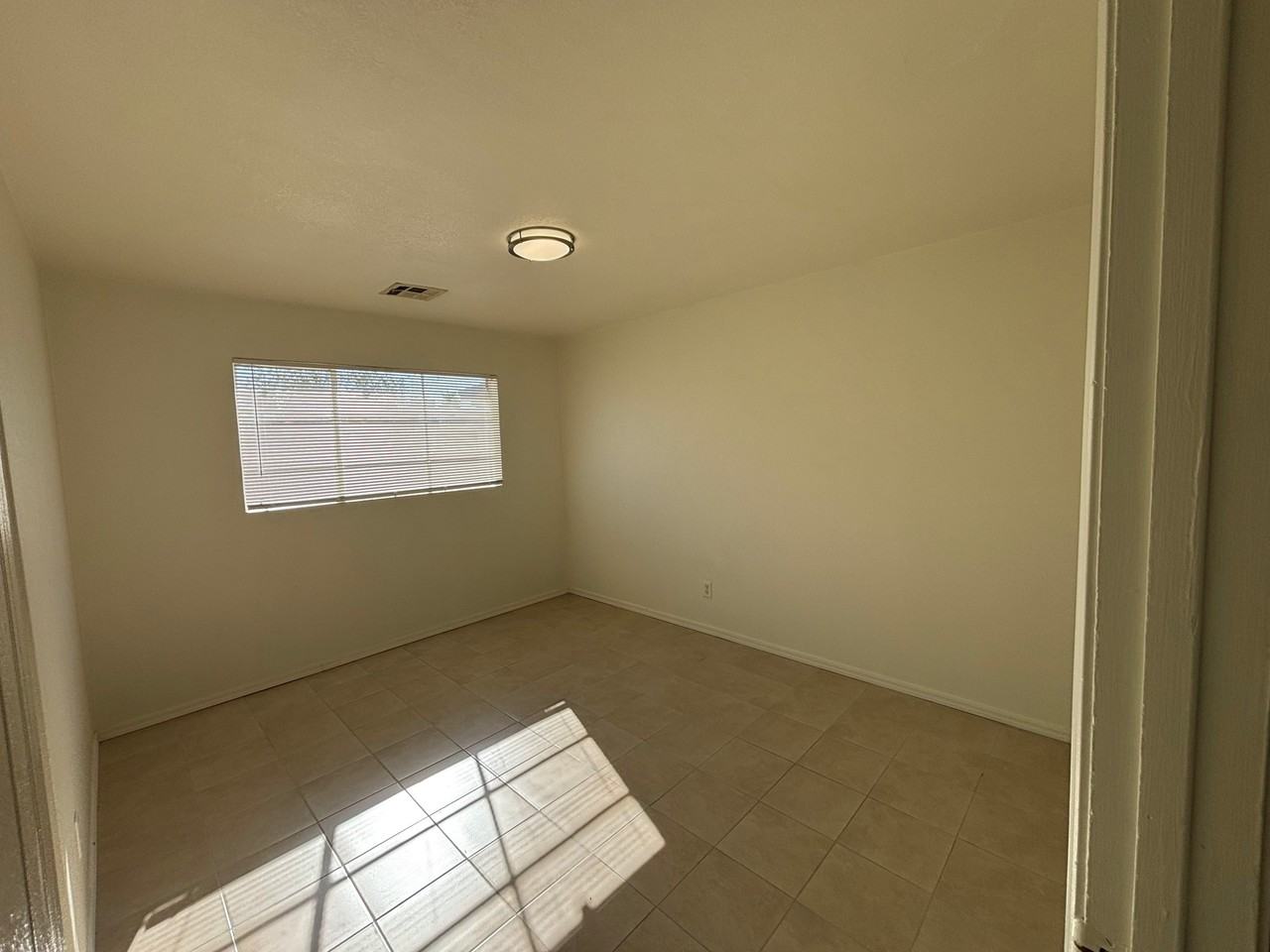 6719 N 33rd Dr - Photo 7 of 12