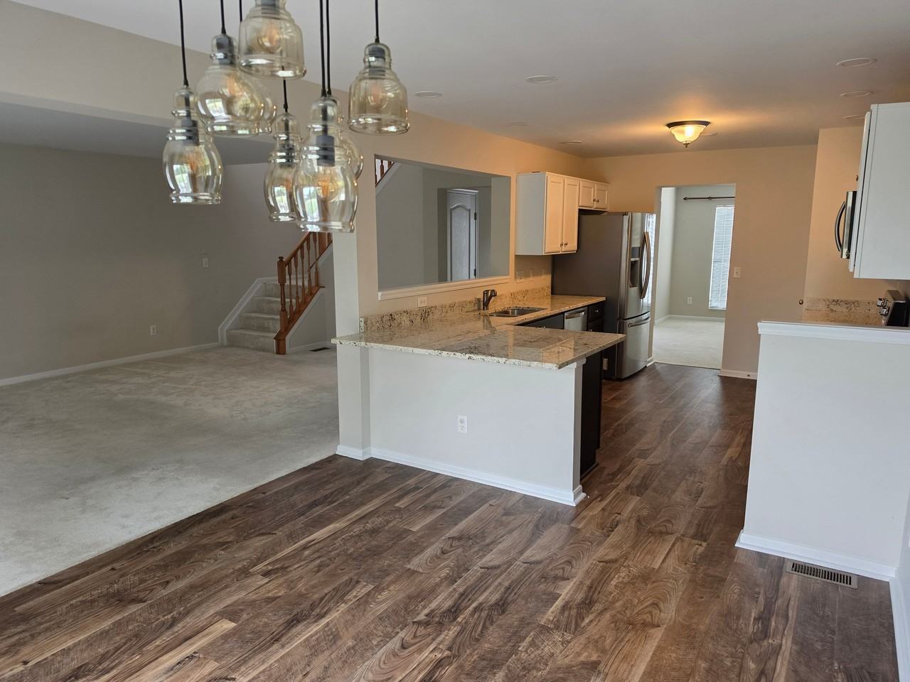9845 Burleigh Ln - Photo 7 of 20