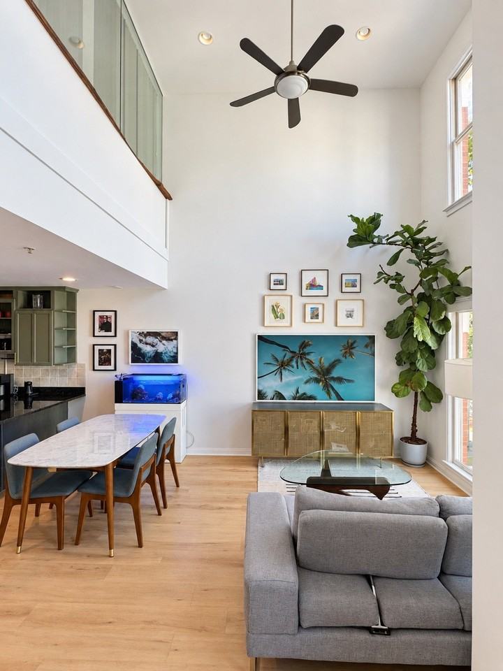 1406 Corcoran St Nw #C - Photo 4 of 20