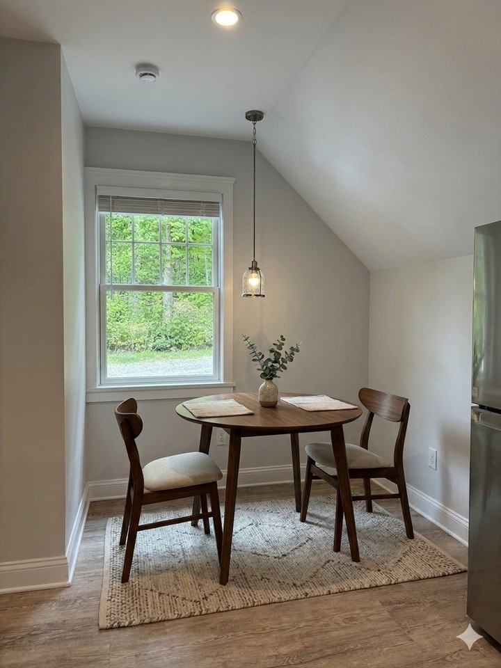 91 Blue Ridge Rd #A - Photo 3 of 11