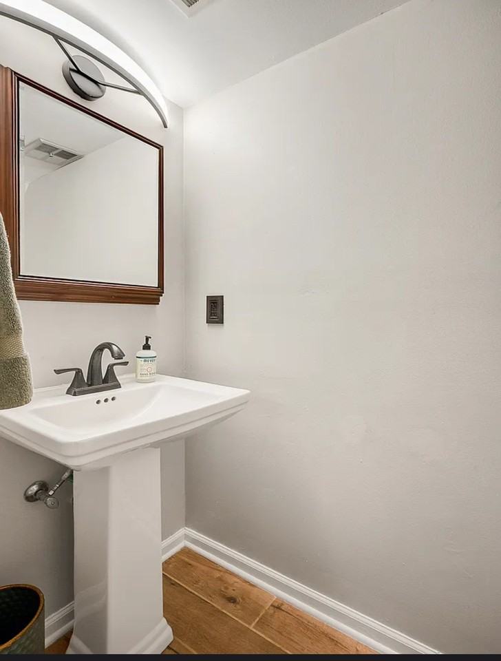 1502 Cedar Mountain Ct - Photo 4 of 16