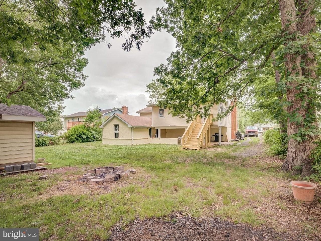 10108 Lomond Dr #1A - Photo 5 of 16