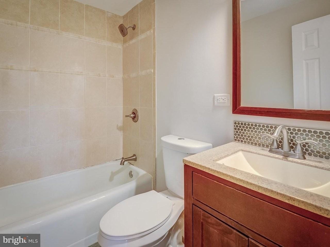 10108 Lomond Dr #1A - Photo 7 of 16