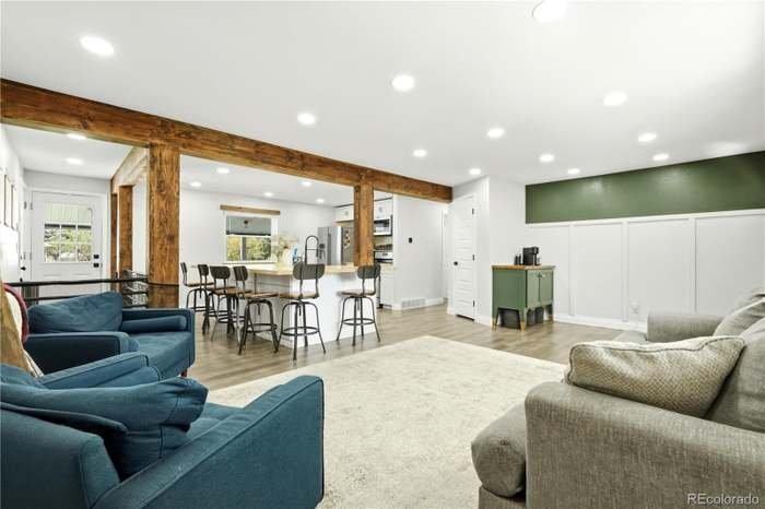 9069 Ithaca Way - Photo 5 of 20