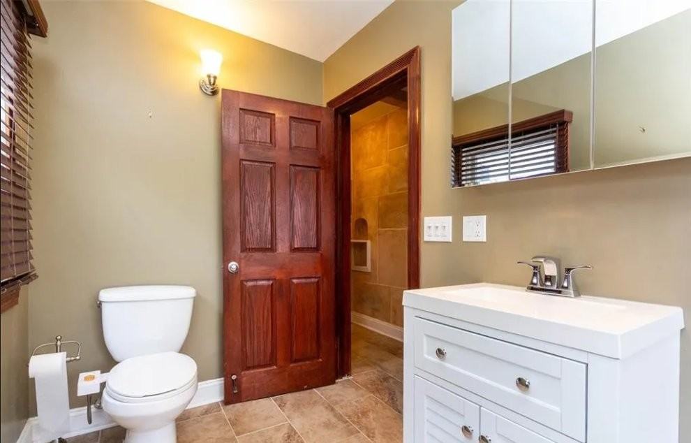 231 Academy St - Photo 7 of 21