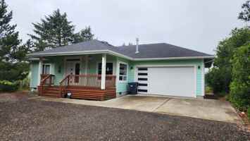 featured image of 109 N Port Loop Nw
