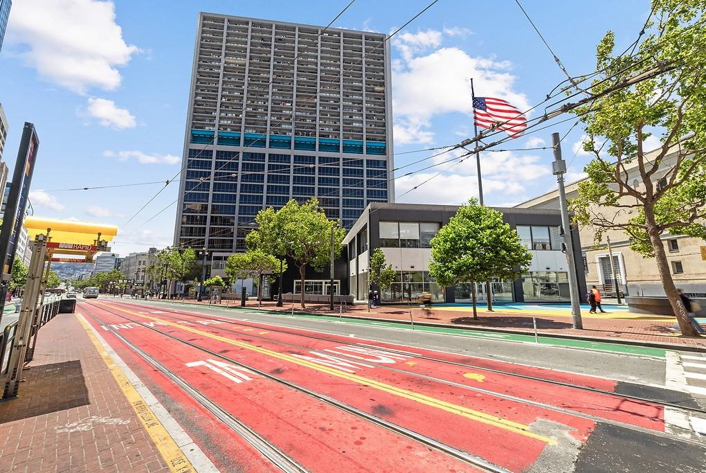 Fox Plaza - Photo 6 of 48