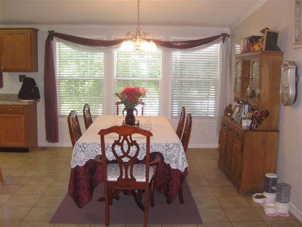 109 Hotel Branch Ln - Photo 2 of 10