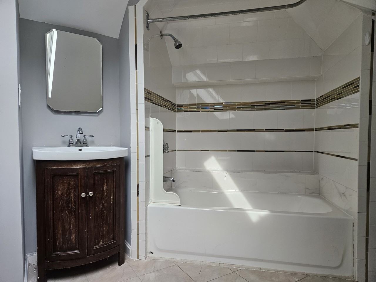 14 Hillside Street - Photo 7 of 45