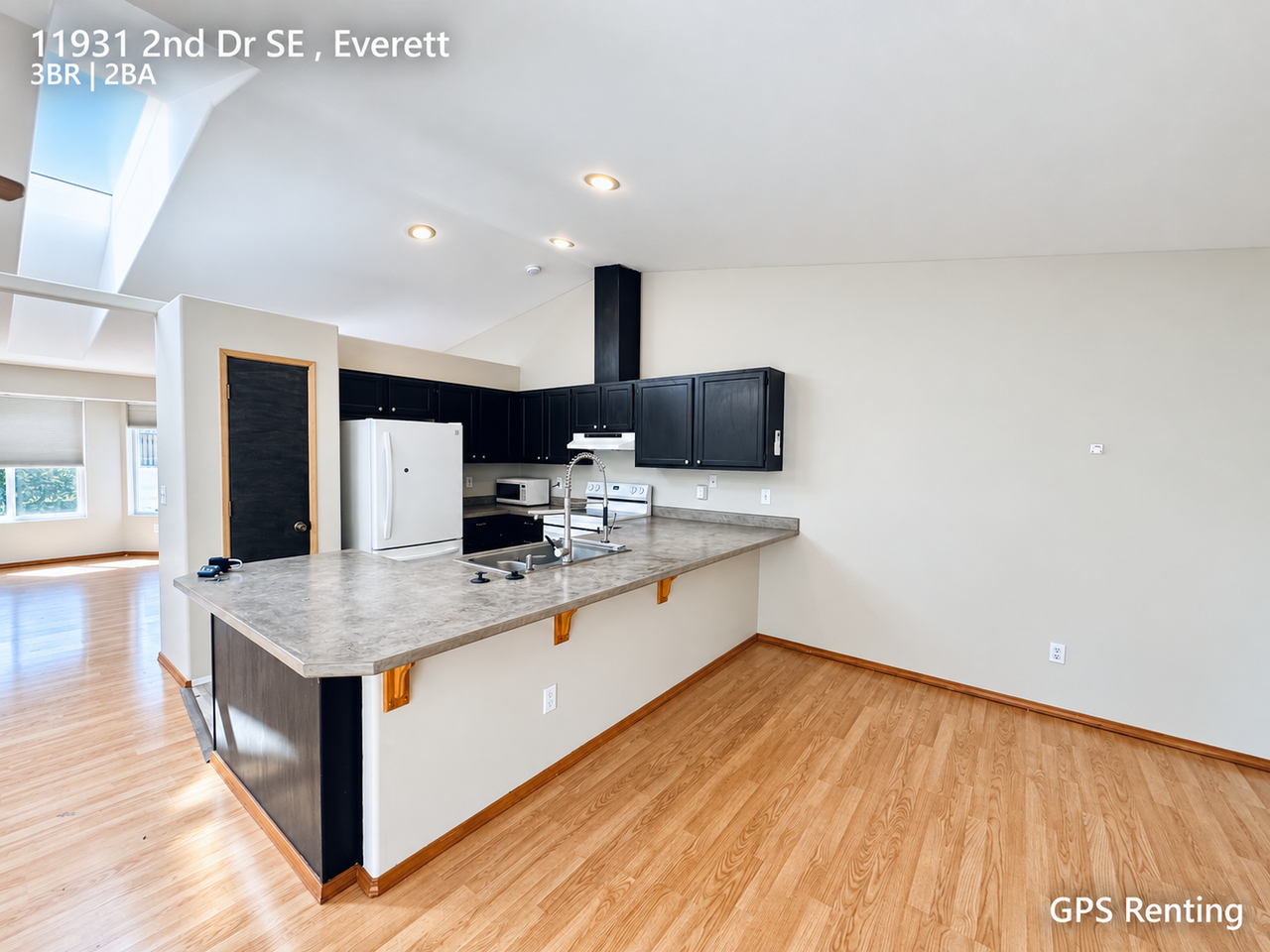 11931 2nd Dr Se - Photo 4 of 20