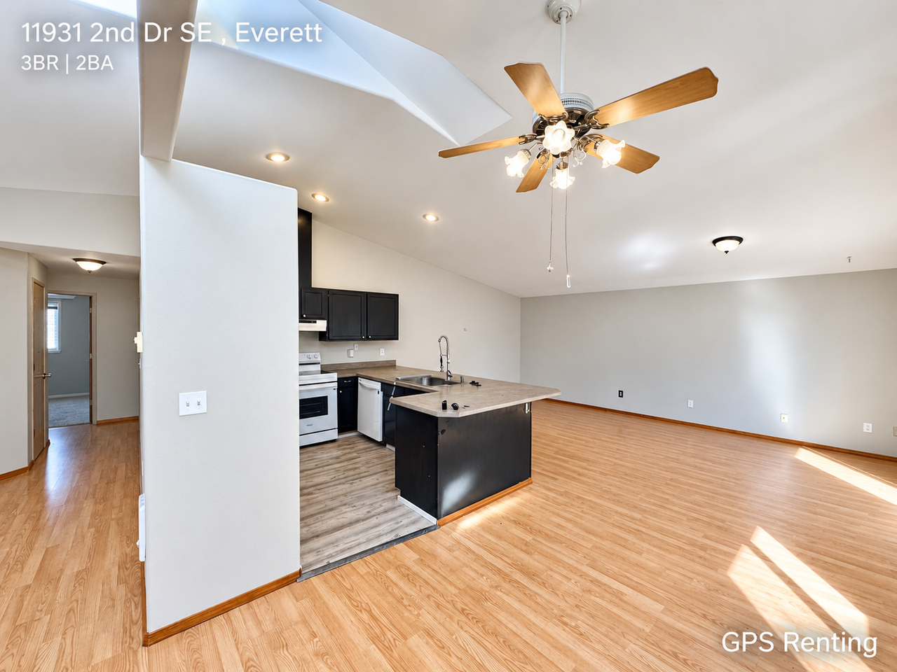 11931 2nd Dr Se - Photo 5 of 20