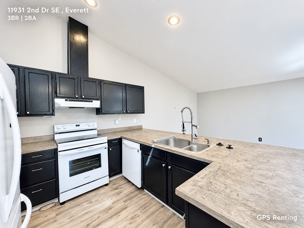 11931 2nd Dr Se - Photo 6 of 20