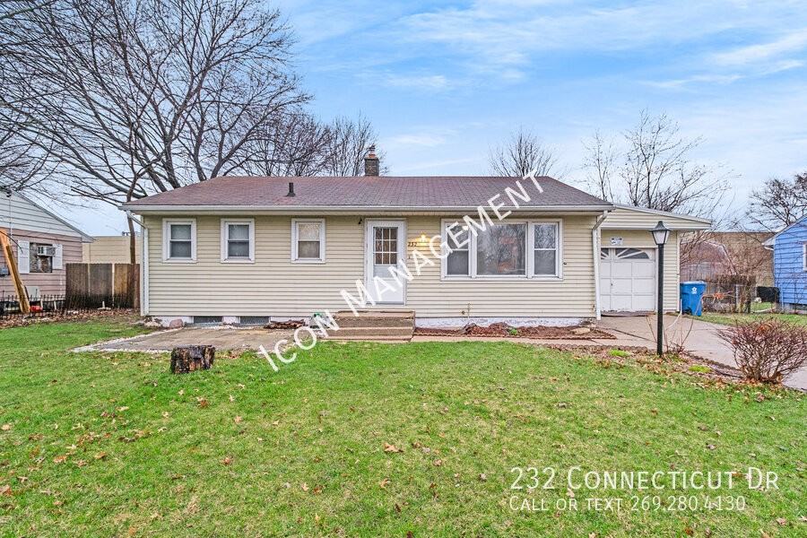 232 Connecticut Dr - Photo 2 of 23