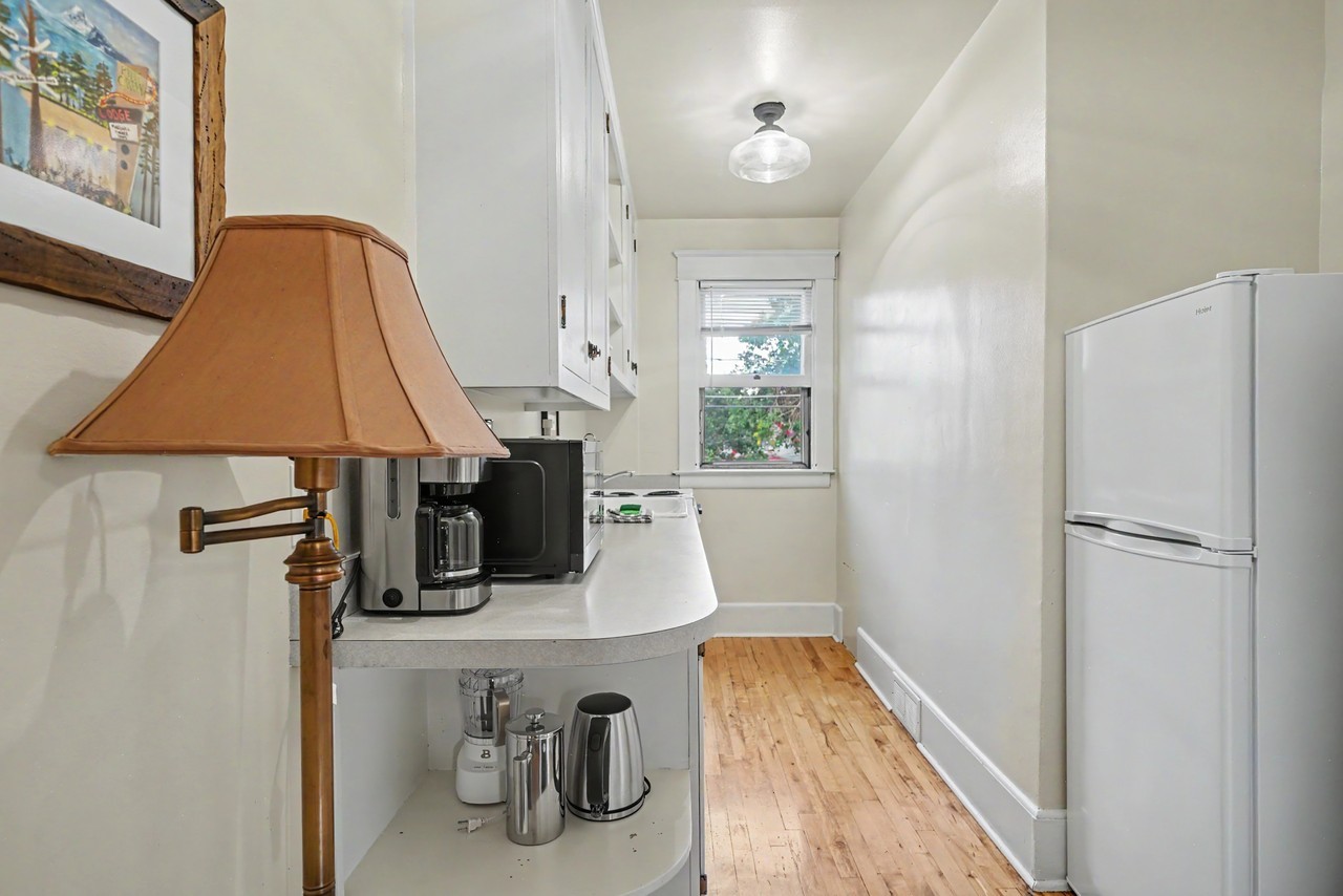 516 West Olive - Photo 2 of 35