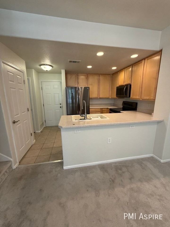 16128 E Geddes Dr - Photo 3 of 19