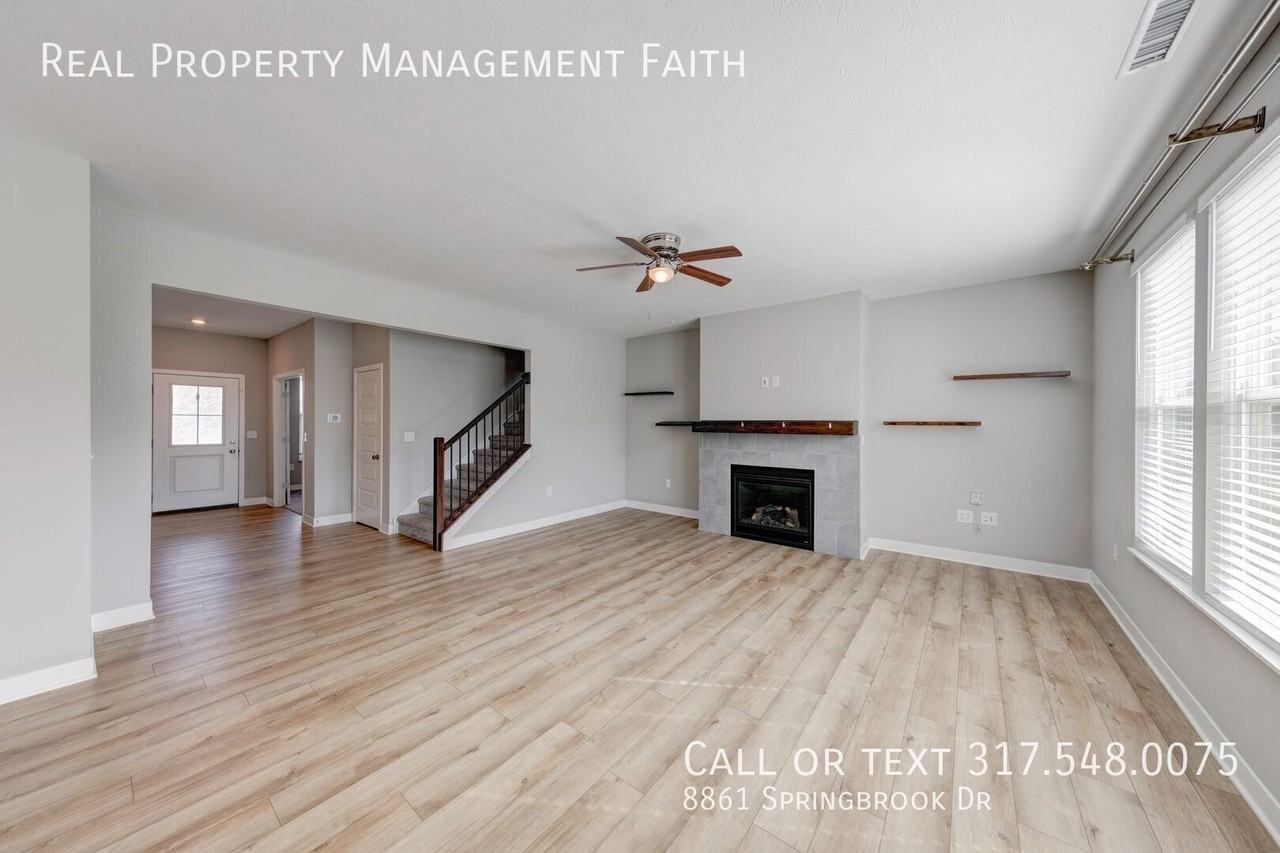 8861 Springbrook Dr - Photo 3 of 34