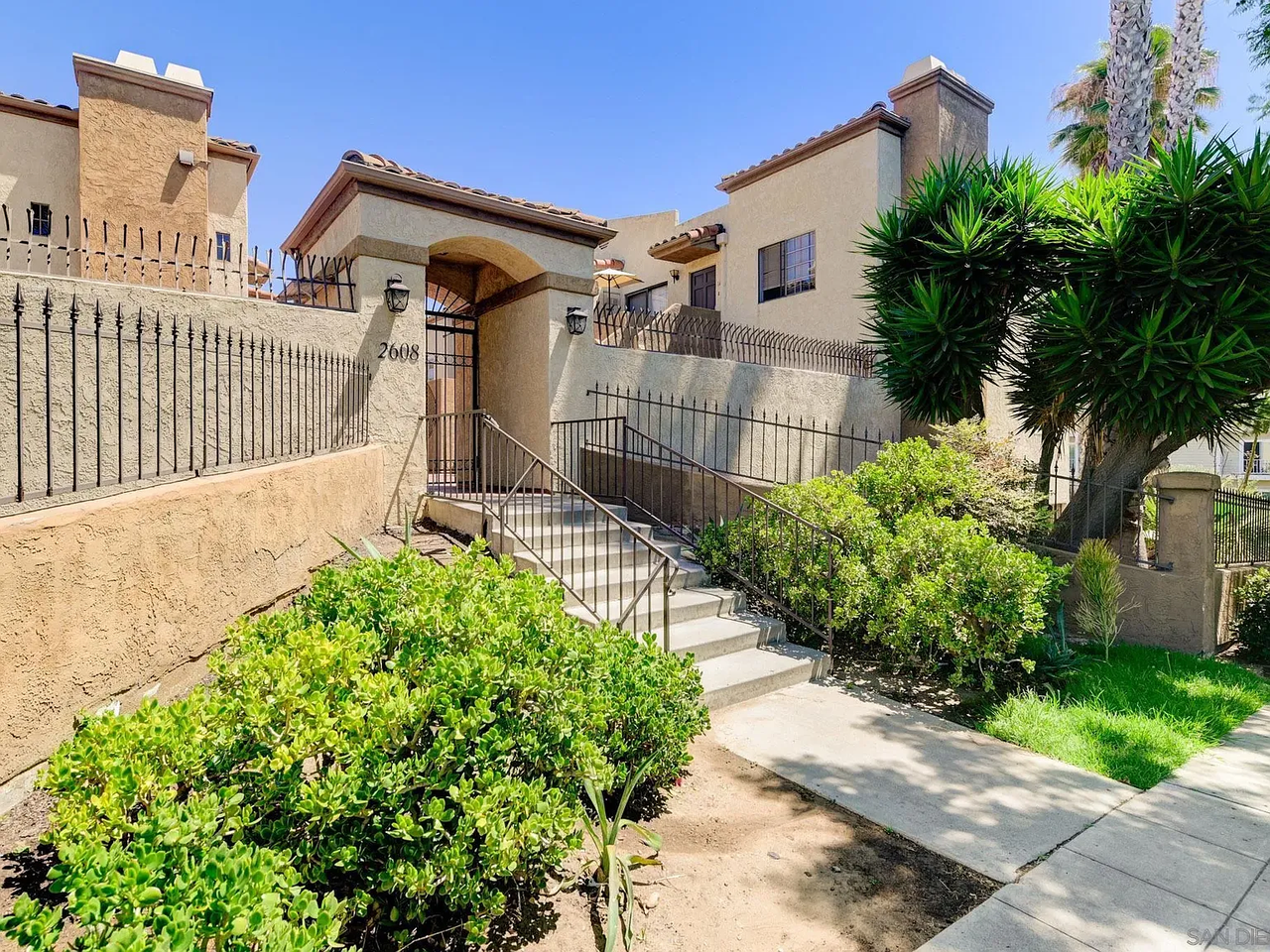 2608 Broadway #2