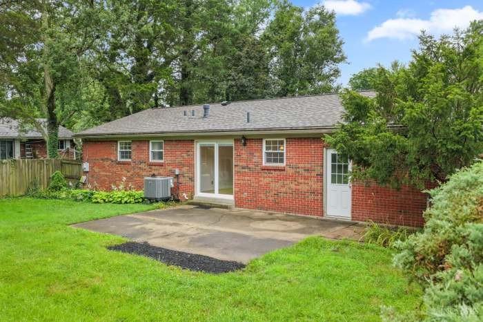 1658 Yellowglen Dr #NA - Photo 3 of 19