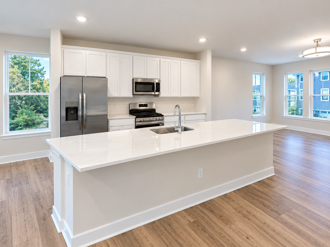 1418 Lake Geneva Drive - Photo 5 of 19