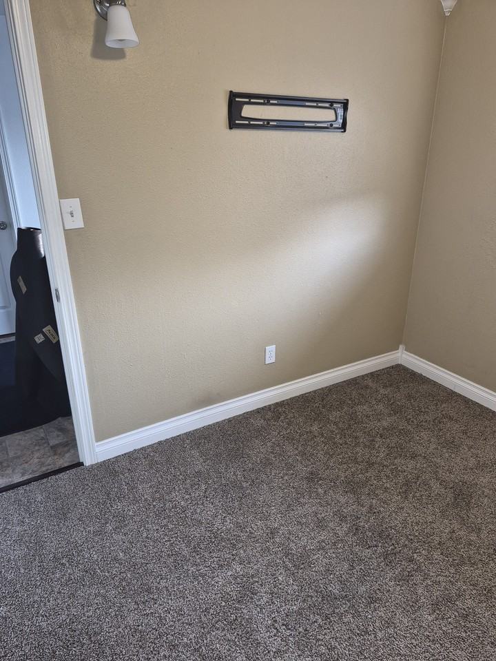 Room For Rent #3rdROOM - Photo 5 of 14