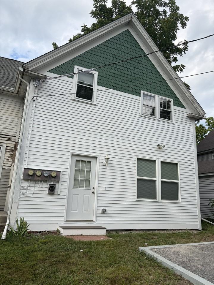 8 Pleasant St #4 - Photo 2 of 14