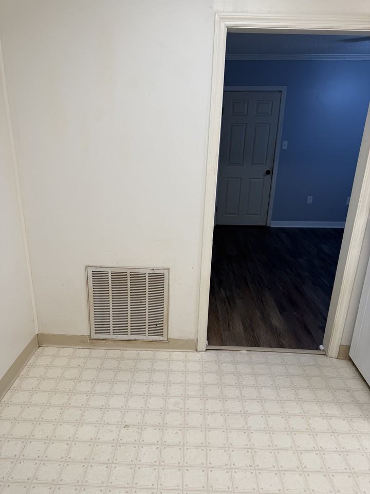 142 Mosley Dr #NA - Photo 4 of 8