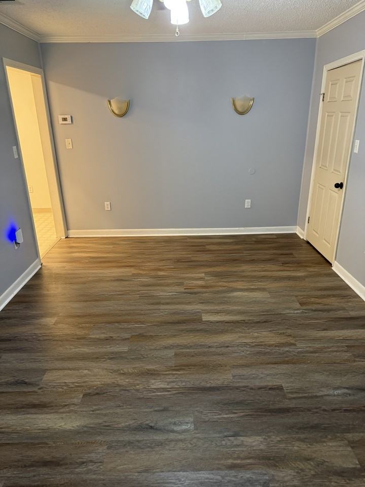 142 Mosley Dr #NA - Photo 5 of 8