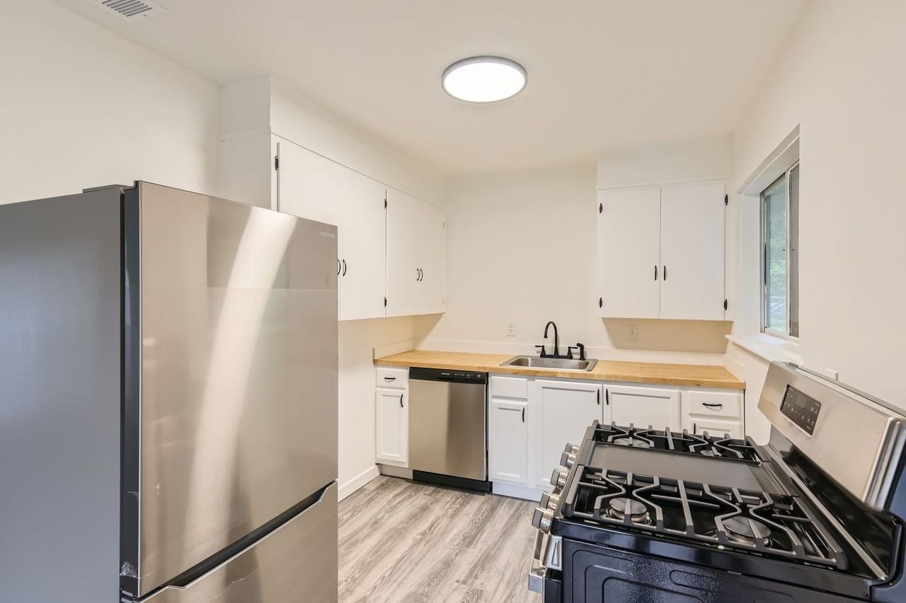 901 Garden Villa Ct #NA - Photo 5 of 21