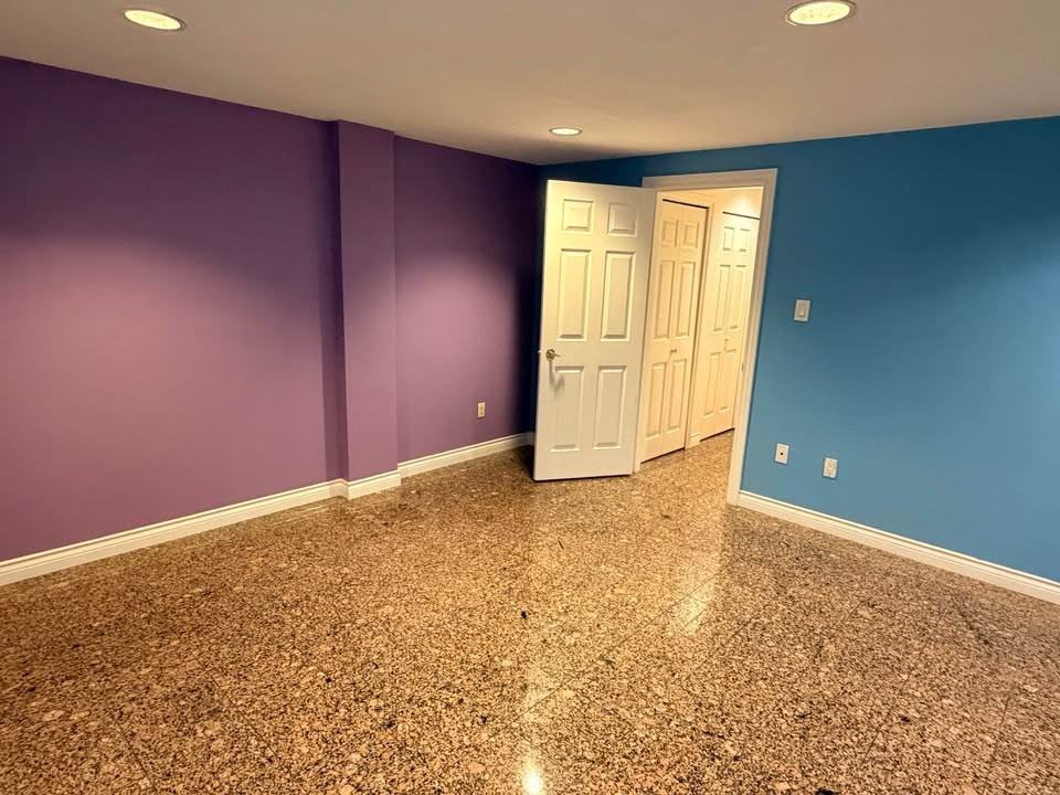 6845 Broadway - Photo 5 of 14