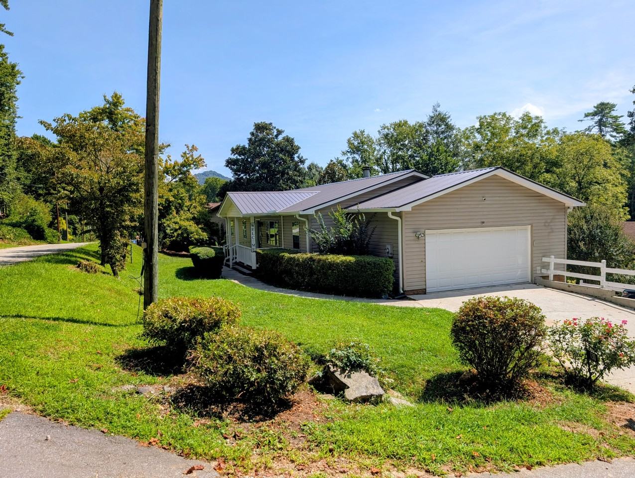130 Hillside Dr #NA - Photo 2 of 37