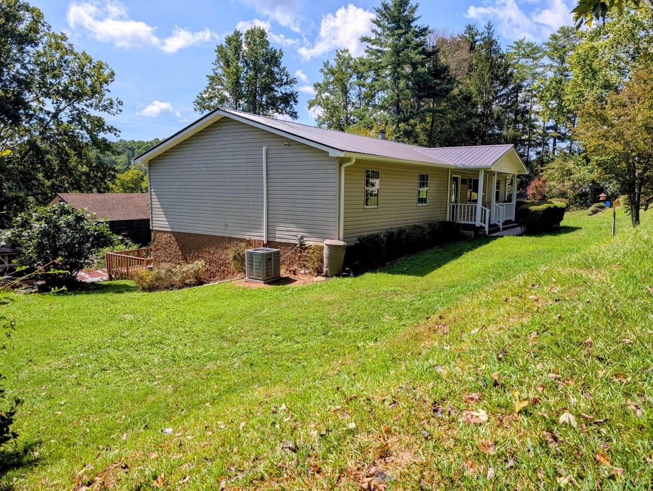 130 Hillside Dr #NA - Photo 5 of 37