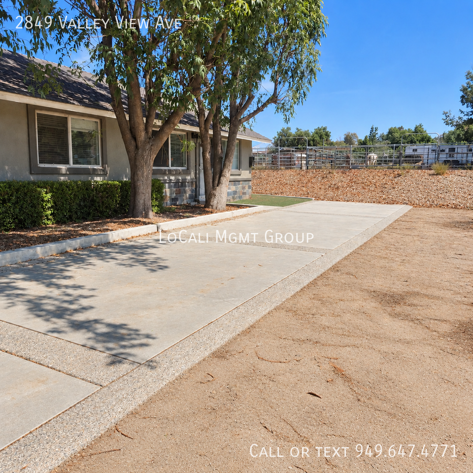 2849 Valley View Ave