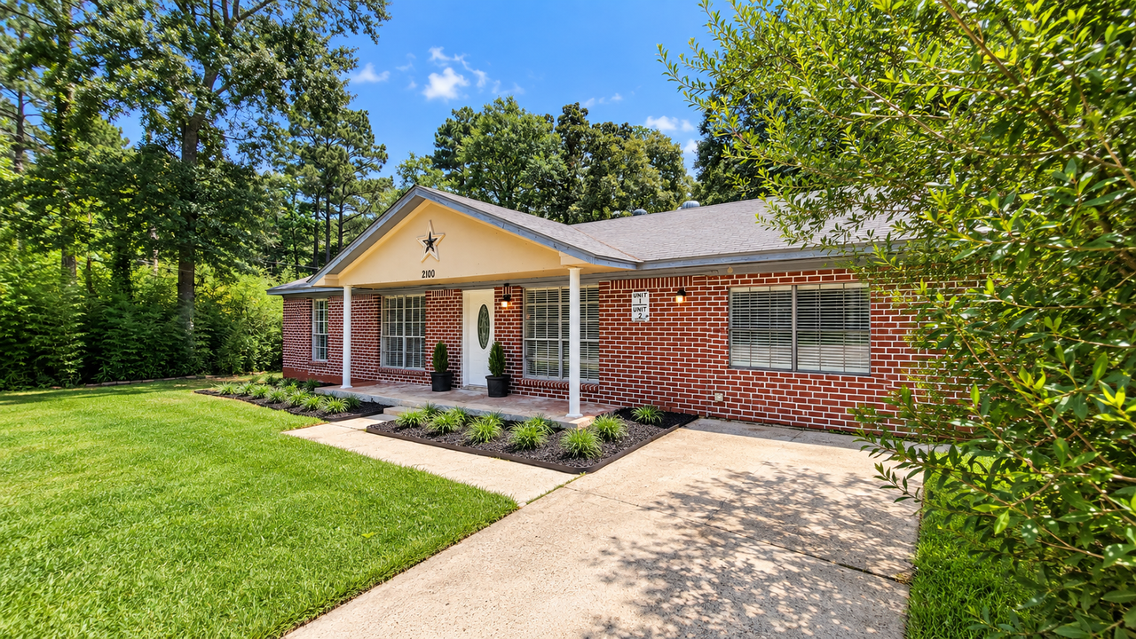 2100 Hill Top Ct #NA - Photo 2 of 19