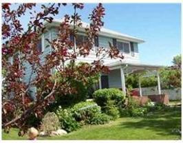 224 1 Ave Ne - Photo 1 of 1