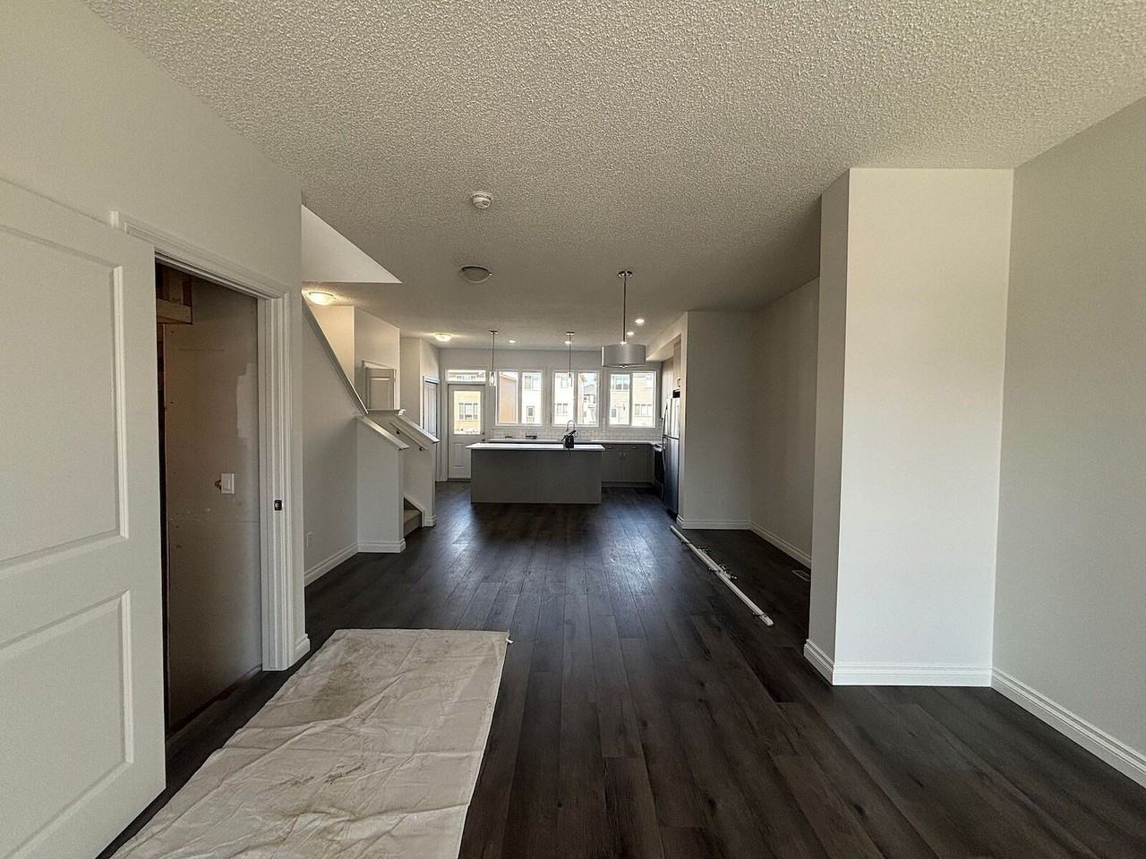 55 Cornerbrook Green Ne - Photo 3 of 15
