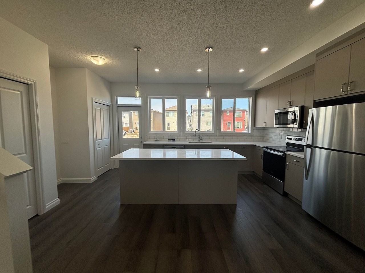 55 Cornerbrook Green Ne - Photo 4 of 15