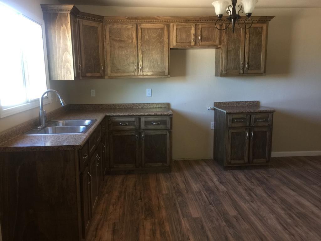 460 Bothwell St #NA - Photo 2 of 17