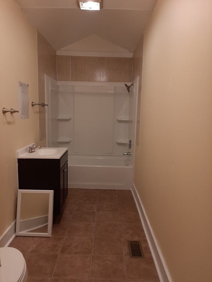 301 E 2nd St #NA - Photo 5 of 8