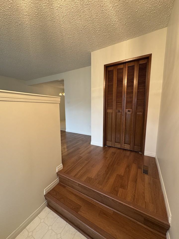 12027 104 St Nw - Photo 3 of 12
