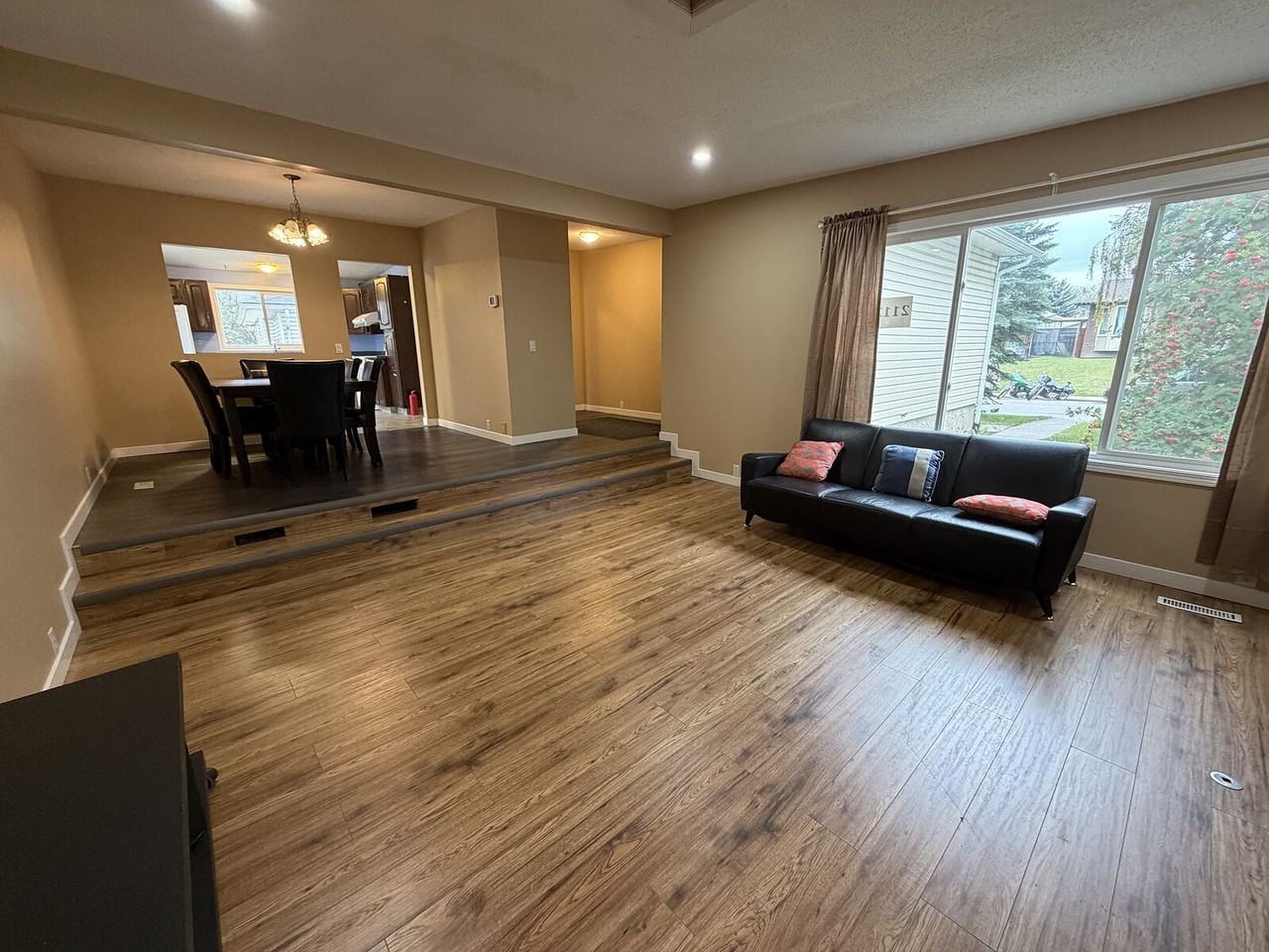 2112 65 St Ne - Photo 6 of 27