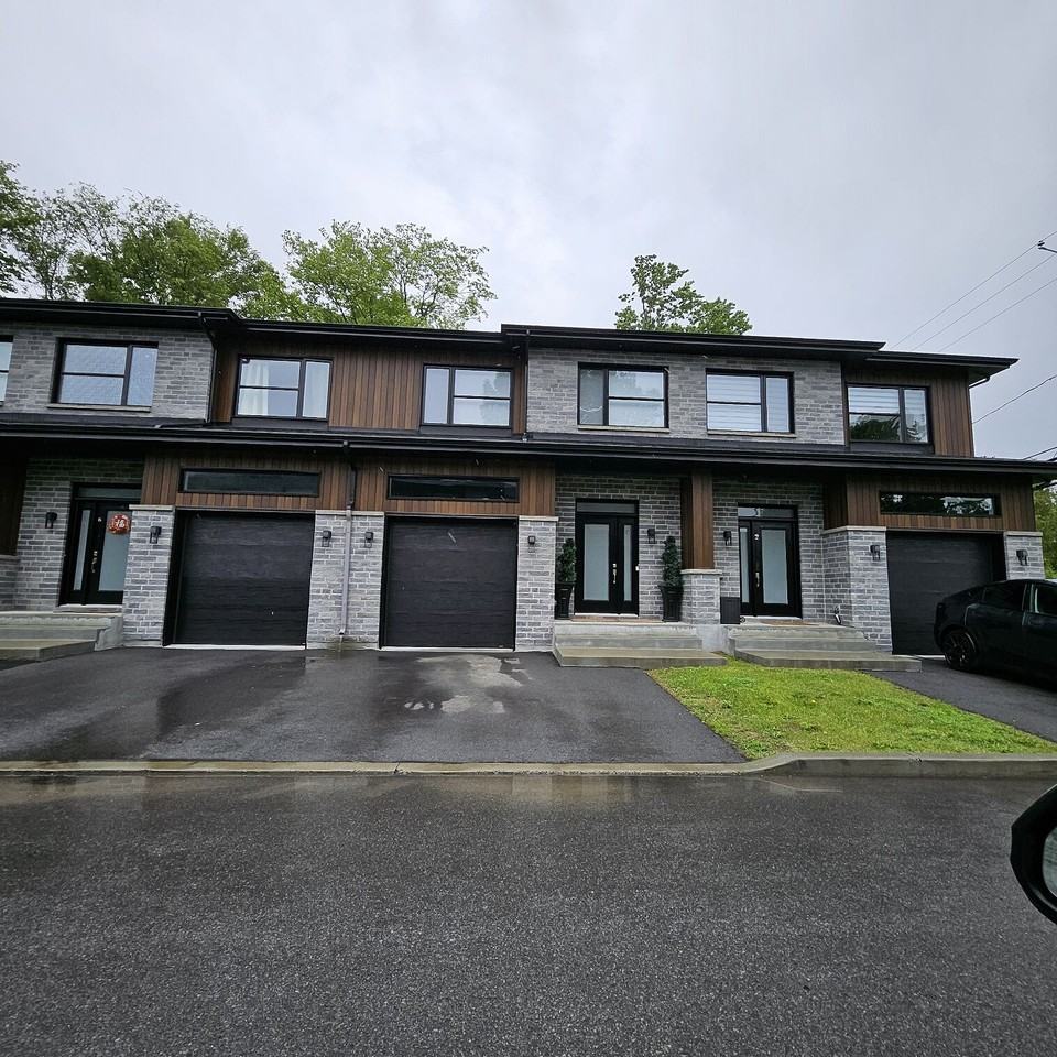 1280 - 1280 Bd Perrot - Photo 2 of 41