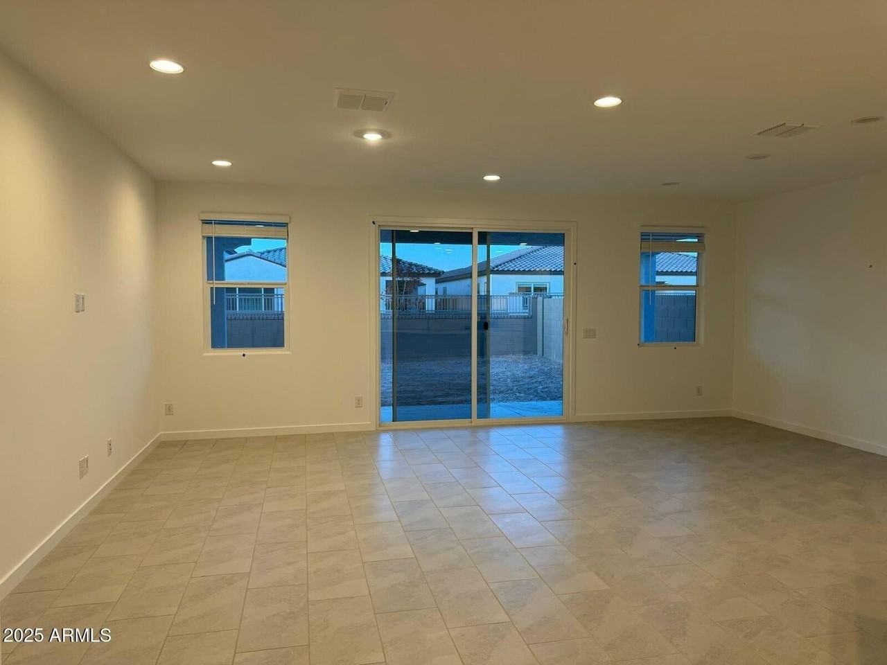 3300 E Ranchhand Dr - Photo 3 of 26