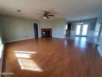 5117 Bayhead Rd - Photo 3 of 11